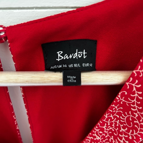 Bardot Dress - Picture 7 of 9